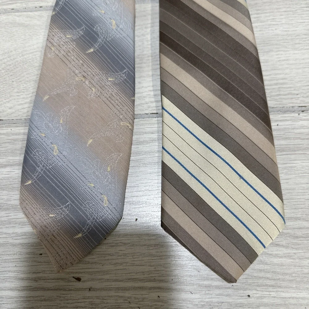 Stephen's Menswear Clip-On 18